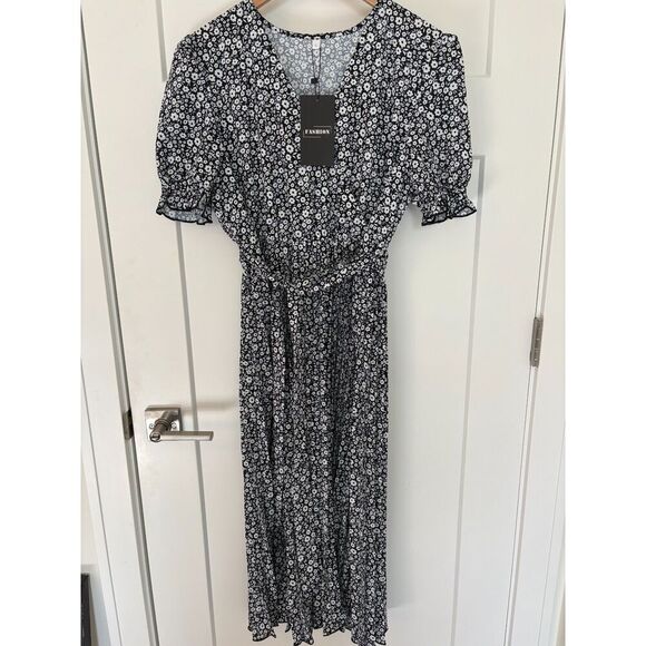 Women’s Black Floral Pleated Midi Dress V-Neck Puff Sleeve Size L New - Picture 3 of 12